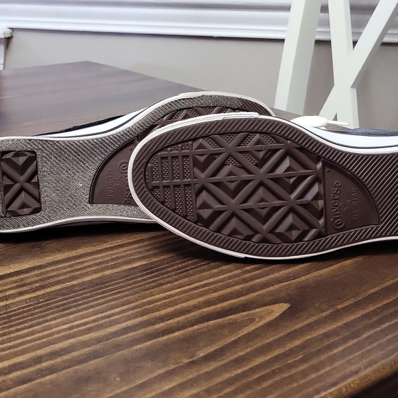 Converse Shoes - Picture 4 of 5